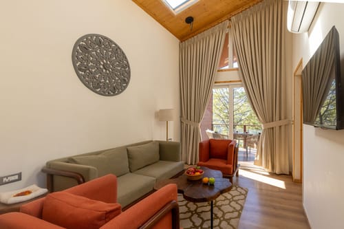 Juniper w/ Private Jacuzzi @ Sirmour Baag – 4 bedroom villa in Kasauli, Himachal Pradesh