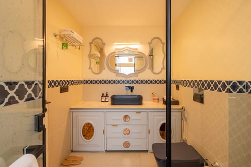 Purple Coral | Luxe 5-BHK Villa With Two Private Pools & Lift Near Chapora Fort