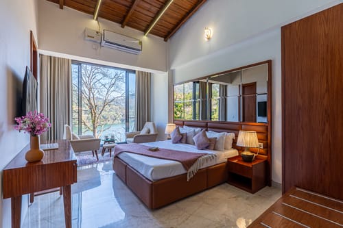 Lakefront Suite | 1- BHK Apartment With Outdoor Sit Out Area – 1 bedroom villa in Bhimtal, Uttarakhand