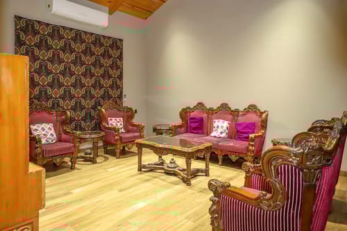 2 Rooms @ Desert Palms