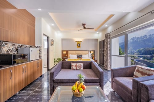 Kingdom Heartz |  Cosy Pet-friendly Studio Apartment With Balcony, Common Pool, Common Garden & Restaurant – 1 bedroom villa in Nainital, Uttarakhand