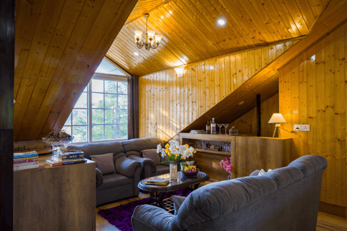 Hill Top Farmstead | Heritage 3-BHK English-Style Villa With Balcony, Gazebo & Stunning Hill Views – 3 bedroom villa in Shimla, Himachal Pradesh