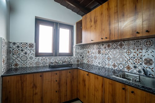 Leopard Trails Duplex | Hillside 2-Room Retreat with Orchard, Kitchen & Sit-out Areas – 2 bedroom villa in Nainital, Uttarakhand
