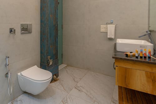Bliss @ Aykon Estate w/ Outdoor Pool – 5 bedroom villa in Kasauli, Himachal Pradesh