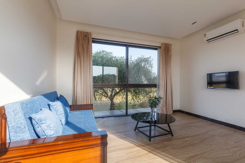 La Mer – 5 bedroom villa in Igatpuri, Maharashtra