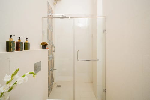 Villa Aarna | Tropical 3-BHK Villa Near Ozran Beach With Private Pool & Lounge Area