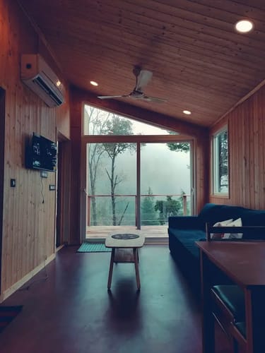 La Foret Cottages; Kaphlani Cottage – 1 bedroom villa in Mussoorie, Uttarakhand