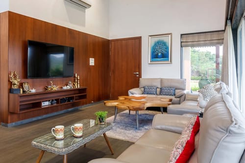 The Tavern at Canary Farms – 4 bedroom villa in Lonavala, Maharashtra