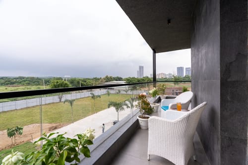 Gardenia | 4-BHK Farmhouse with Private Pool, Game Zone, & Lush Garden – 4 bedroom villa in Delhi Ncr, Delhi