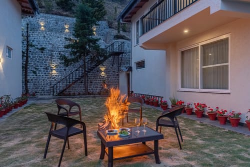 Twin Chalets | 4-BHK  Pet-friendly Escape With Valley-facing lawn, Terrace & 2 Living Rooms – 4 bedroom villa in Nainital, Uttarakhand