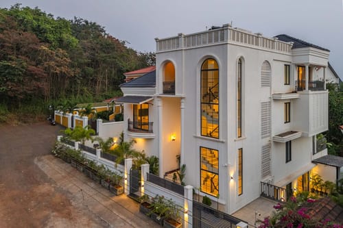 Casa Del Lusso – 5 bedroom villa in North Goa, Goa