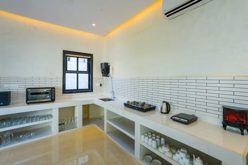 Jade Arbőur | 3-BHK Moroccan-Inspired Villa with Private Pool & Panoramic Hill Views – 3 bedroom villa in Udaipur, Rajasthan