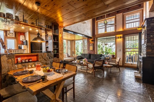 Hydrangea Hill (Entire Estate)