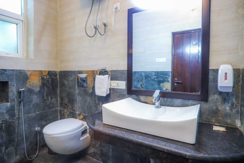 Jolly @ Mistletoe House – 4 bedroom villa in Bhimtal, Uttarakhand