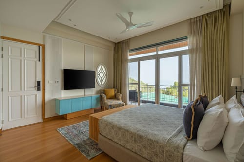 Chapter 6 @ The Ever House
W/ Jacuzzi – 3 bedroom villa in Kasauli, Himachal Pradesh