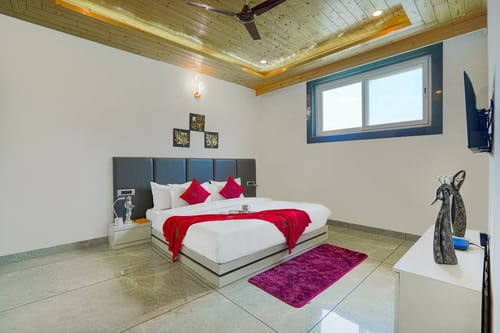 Cliff Trident | 3-BHK With Mountain Views  – 3 bedroom villa in Shimla, Himachal Pradesh