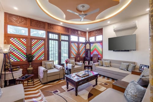 Abhimanyu Mansion Sapphire | 4-BHK Heritage Haveli With Outdoor Dining Area & Garden in City Centre – 4 bedroom villa in Udaipur, Rajasthan