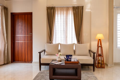 SLV Ventures Penthouse | Pet-friendly 4-BHK Apartment With Glass House & Panoramic City Views – 4 bedroom villa in Bengaluru, Karnataka