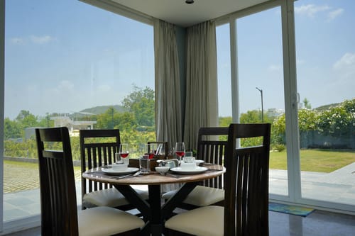 Bluebell | 2-BHK Villa With Private Pool, Vibrant Gardens, & Majestic Aravali Views – 2 bedroom villa in Udaipur, Rajasthan