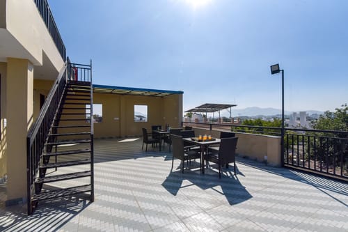 Auric Lake Villa | 2-BHK Villa With Shared Plunge Pool and Terrace| Near Fateh Sagar Lake – 2 bedroom villa in Udaipur, Rajasthan