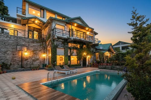 4 Rooms @ Villa Mountain Crest w/ Outdoor Pool – 4 bedroom villa in Kasauli, Himachal Pradesh