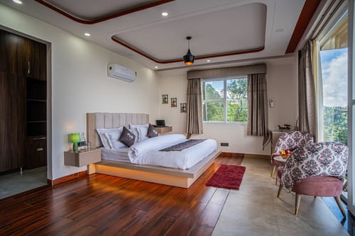 Trio’s Top | 1-BHK Pet-friendly Apartment with patio and Outdoor lounge Area – 2 bedroom villa in Mukteshwar, Uttarakhand