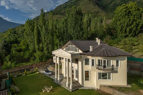 Palais Vienna – 5 bedroom villa in Srinagar, Jammu And kashmir