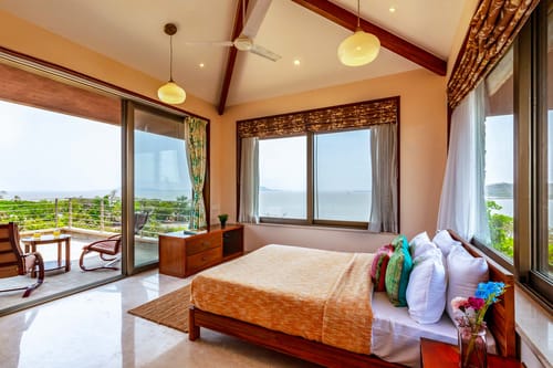 The Blue Horizon – 5 bedroom villa in Alibaug, Maharashtra
