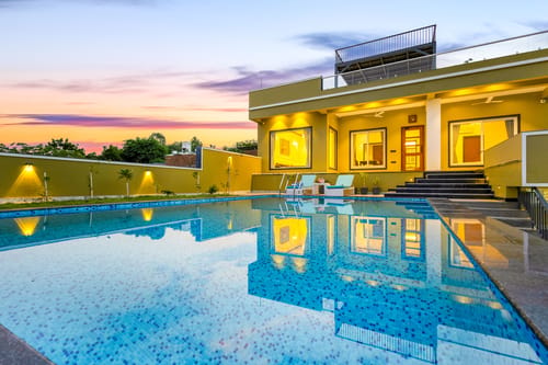 Lakemount | 2-BHK Getaway with Private Pool, Open-Air Gazebo & Terrace At Fatehsagar Lake – 2 bedroom villa in Udaipur, Rajasthan
