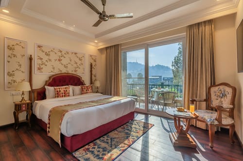 Villa Montierra W/ Private Pool – 4 bedroom villa in Kasauli, Himachal Pradesh