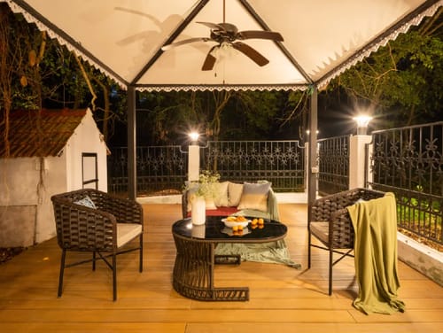 Suntuarios Casa Ivy | 4-BHK | Pvt Pool | Jacuzzi | Gazebo | Lift – 4 bedroom villa in North Goa, Goa