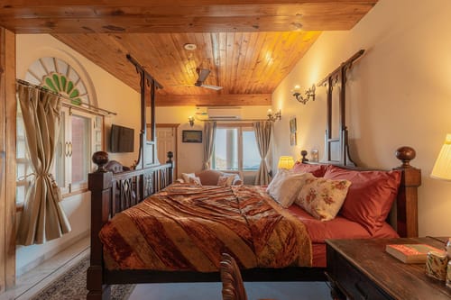 Cobble @ Stonehaven – 6 bedroom villa in Kasauli, Himachal Pradesh