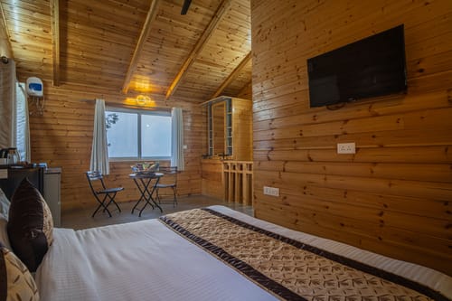 The Urban Escape Harmony | Hillside Duplex Family Cottage With Views Near Trekking points – 2 bedroom villa in Bhimtal, Uttarakhand