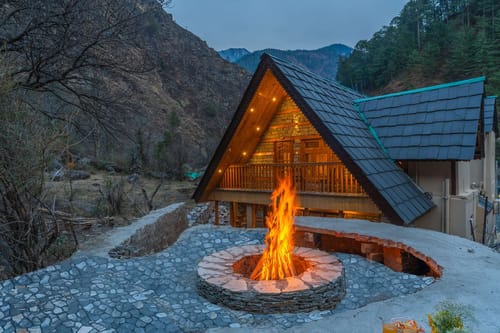 Rustic Loft 2 @ Wisteria Whispers – 2 bedroom villa in Tirthan Valley, Himachal Pradesh