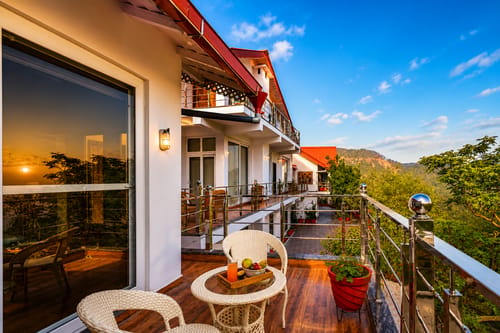 Amara Twilight | Pet-friendly 2-BHK Retreat Near Kainchi Dham With Scenic Views – 2 bedroom villa in Nainital, Uttarakhand