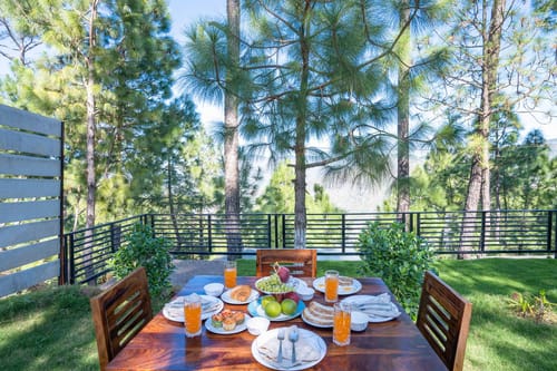 Walk in the Woods - Rajgarh – 3 bedroom villa in Kasauli, Himachal Pradesh