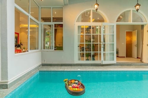 Vacasa | 5-BHK | Pvt Pool & Lift | Pet-friendly – 5 bedroom villa in North Goa, Goa
