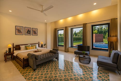 The Brick house w/ Outdoor Pool – 4 bedroom villa in Delhi-ncr, Delhi
