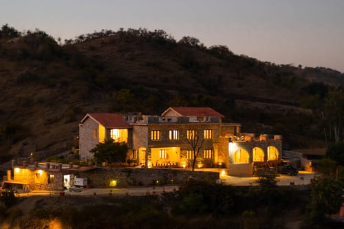 Waterstone @Saket Loak by the Lake – 8 bedroom villa in Udaipur, Rajasthan