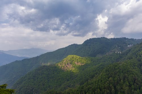 Snowdrop Glamps | Pet-Friendly Dome Cottage with a Common Terrace & 270° Mountain Views | Near Mall Road, Popular Cafés & Landmarks – 1 bedroom villa in Mussoorie, Uttarakhand