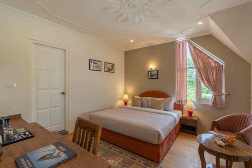 Emaarat Chalet – 10 bedroom villa in Srinagar, Jammu And kashmir