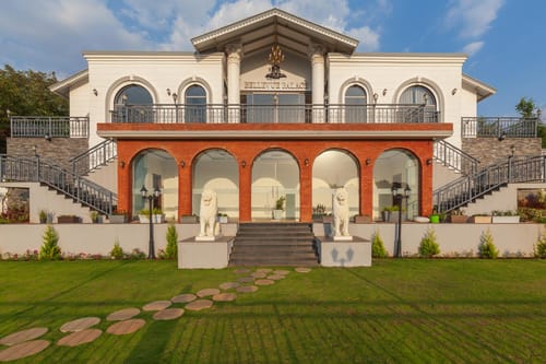 Bellevue Palace – 4 bedroom villa in Nashik, Maharashtra