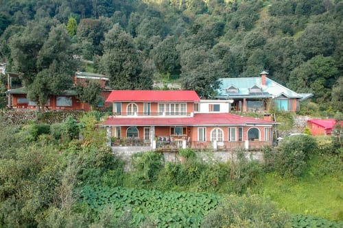 3 Rooms @ The Verandah – 3 bedroom villa in Bhimtal, Uttarakhand