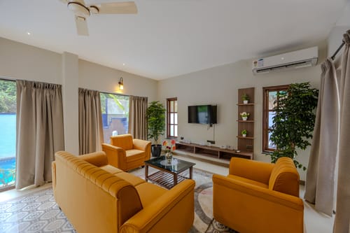 Casa Vilson |  3-BHK Villa With Private Pool, Indoor Bar, Bathtub and Courtyard  – 3 bedroom villa in North Goa, Goa