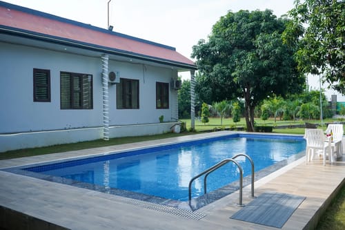 Ashirwad Farms | Pet-friendly 5-BHK Retreat With Private Pool & Garden – 5 bedroom villa in Delhi-ncr, Haryana