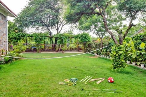Idyllic Farmhouse - A Glasshouse w/ Outdoor Pool – 3 bedroom villa in Delhi-ncr, Haryana