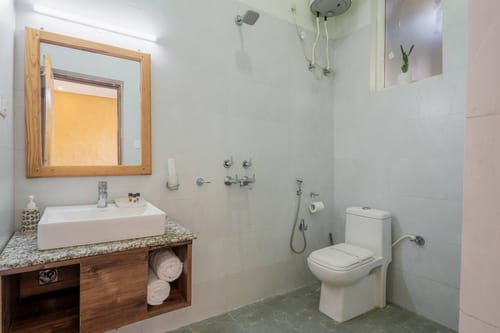 Ilaka Stone House – 5 bedroom villa in Dharamshala, Himachal Pradesh