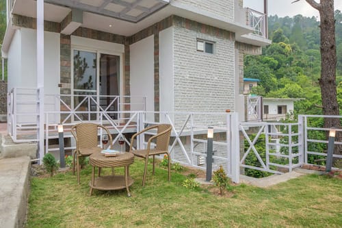 Cottage on the Lake – 4 bedroom villa in Bhimtal, Uttarakhand