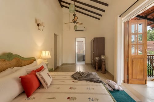 PinkSky | 4-BHK | Pvt. Pool, Bar & Gazebo – 4 bedroom villa in North Goa, Goa
