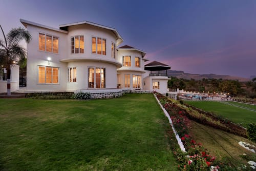 The White Castle – 4 bedroom villa in Igatpuri, Maharashtra